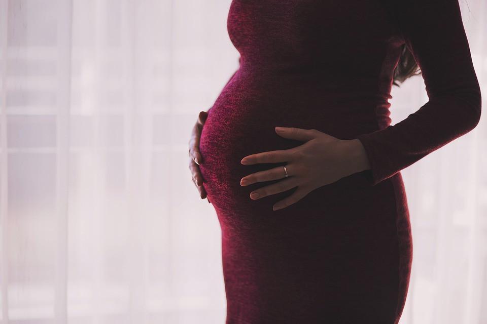 Kahverengi akıntı neden olur? Hamilelikte kahverengi akıntı neden olur?
