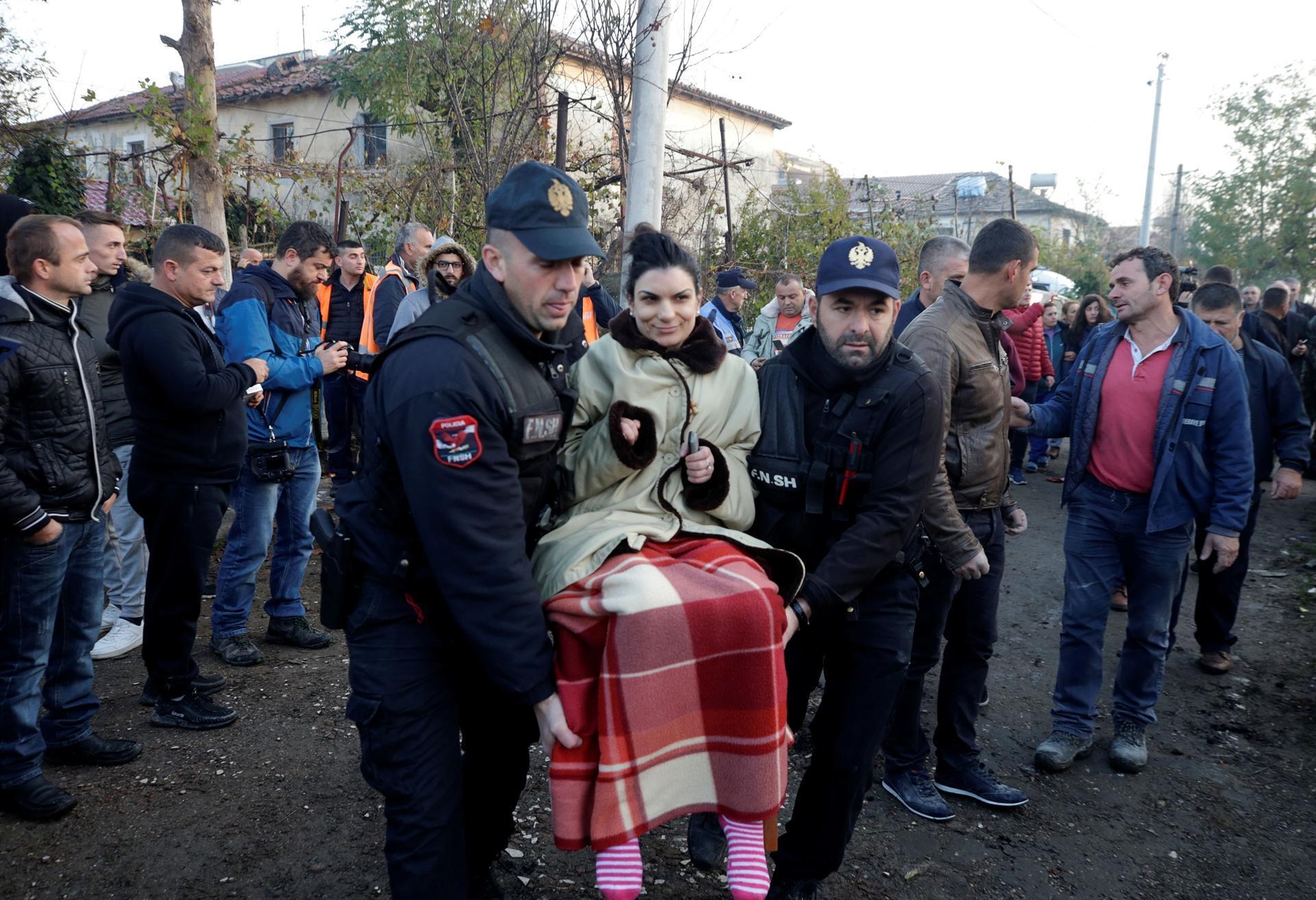 Причина Смерти Туристов В Албании Фото