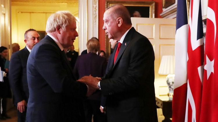 Cumhurbaskani Erdogan Macron Merkel Ve Johnson A Bu Kitabi Verdi Sondakika Haberler
