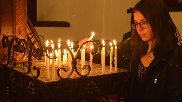 MERSİNDEKİ NOEL AYİNİNDE DUALAR, BARIŞ İÇİN MERSİNDEKİ NOEL AYİNİNDE DUALAR, BARIŞ İÇİN