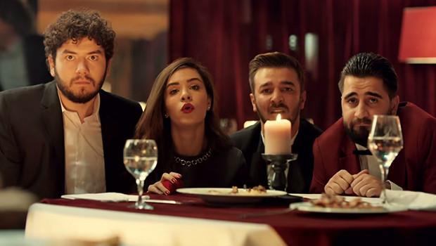 Kafalar Karışık filmi oyuncuları kimler, konusu ne? İşte Kafalar Karışık konusu ve oyuncu kadrosu