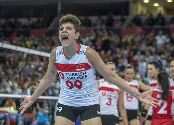 Milli Voleybolcu Ebrar Karakurt'un Yeni Imajı... - Spor Haberleri ...