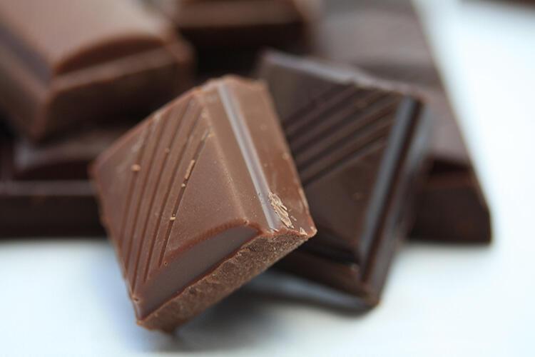 Tablet çikolata nasıl yapılır? Evde tablet çikolata yapımı için kolay