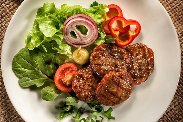 Fındıklı ızgara köfte nasıl yapılır? Fındıklı köfte nasıl yapılır? Evde