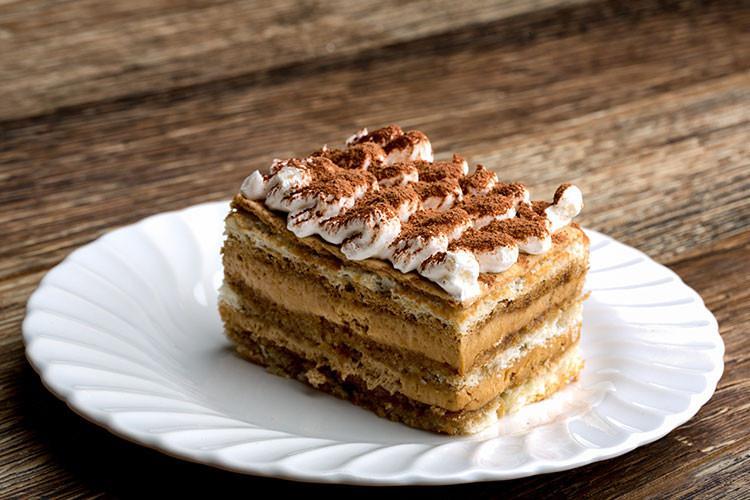 Dondurmalı tiramisu nasıl yapılır? Evde kolay dondurmalı tiramisu tarifi