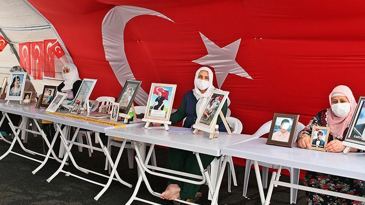 Diyarbakir Icinde Ikinci El Satilik Ahsap Balkon Bahce Masa