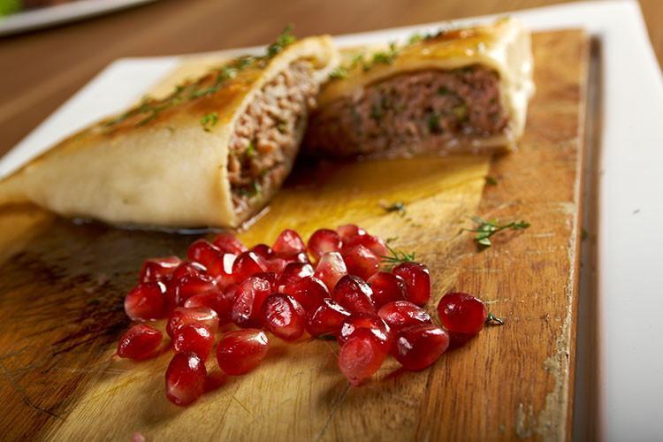 Bolluğun bereketin simgesi narla nefis yemek tarifleri