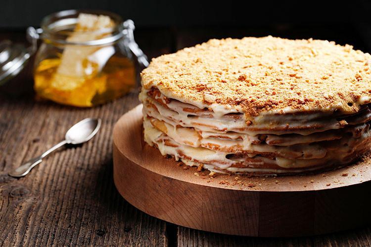 Marlenka pasta nasıl yapılır? Evde marlenka pasta yapımı için kolay tarifi