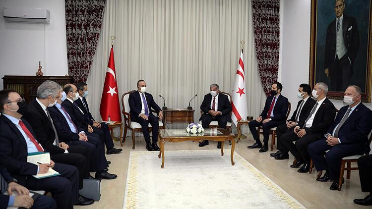 Υπουργοί Cavusoglu: Η υποστήριξη της Τουρκίας στον τουρκικό λαό της Κύπρου είναι πλήρης