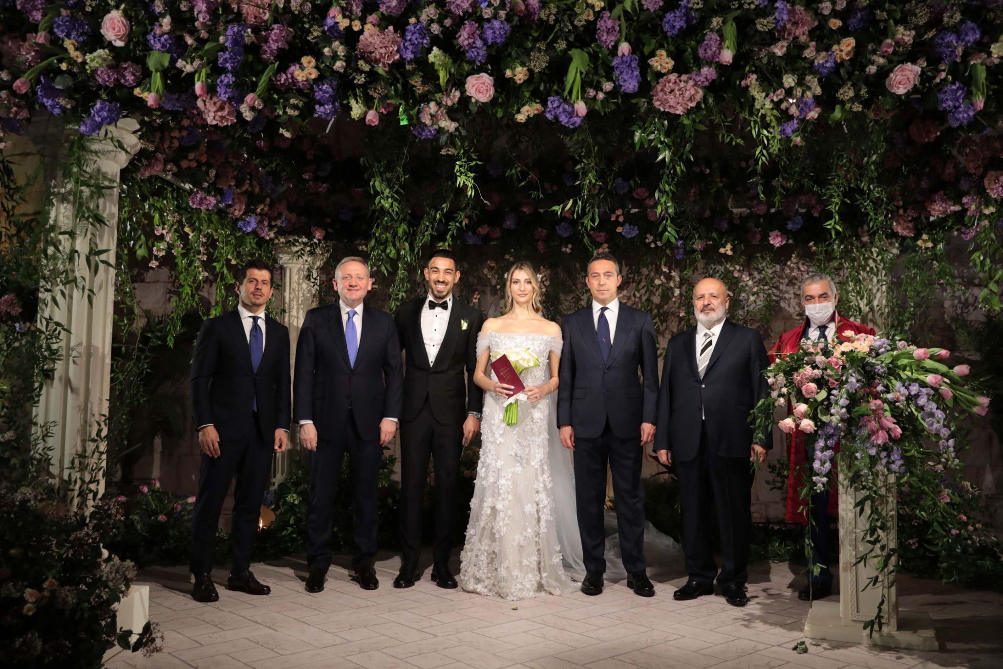 6052297fc9de3d44043f2e7e