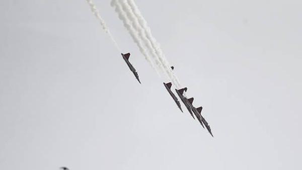 Türk Yıldızları, İskenderun semalarında gösteri yaptı - Son Dakika Haber