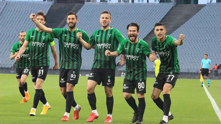 Son Dakika: Kocaelispor, TFF 1. Lig'de! Sakaryaspor finali 4 golle kaybetti.. İşte maçın özeti ve goller - Son Dakika Spor Haberleri