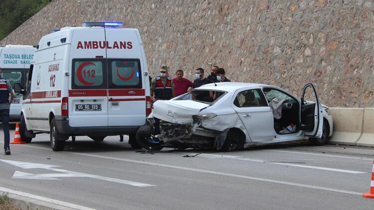 Amasya Da Kamyonet Ile Otomobil Carpisti 3 Olu 2 Yarali Son Dakika Haberleri