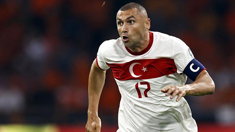 A Ulusal Ekip Kaptanı Burak Yılmaz’dan çok sert açıklama! “Biz kimsenin adamı değiliz, gerekiyorsa bırakırım…”