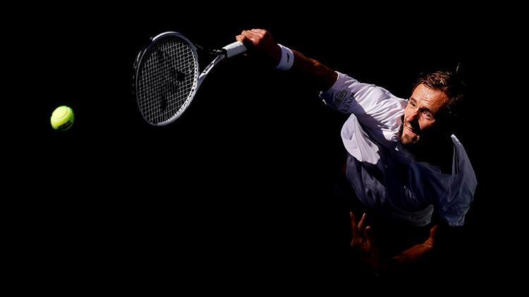 ABD Açık’ta Medvedev ve Fernandez, son 4 tenisçi ortasına kaldı