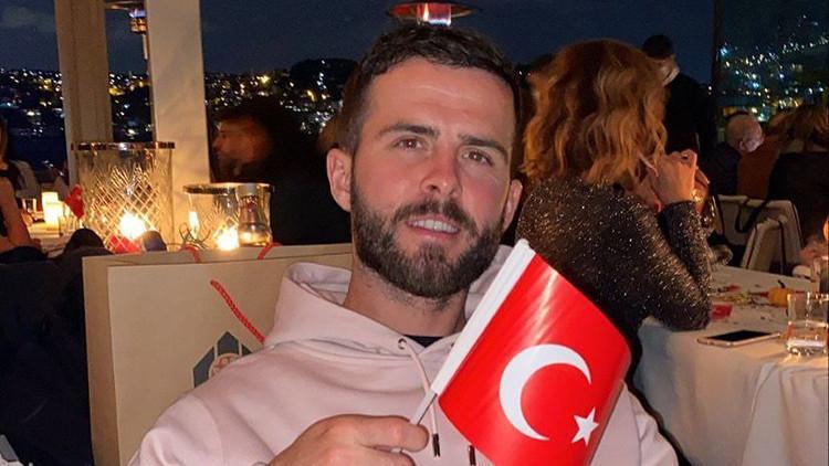 Beşiktaşlı Miralem Pjanic’e Bosna Hersek’te tepki! Oyundan çıkarken…