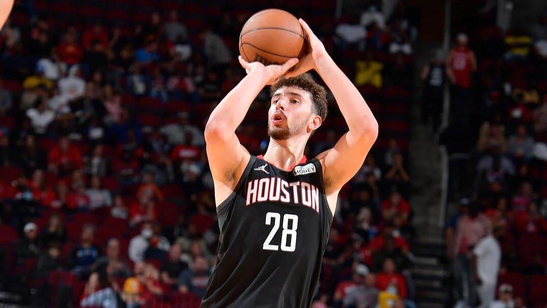 Alperen Şengün “double-double” yaptı