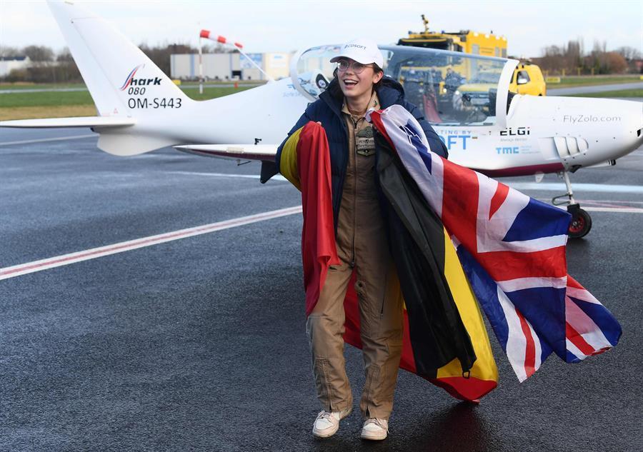 Son dakika... 19 yaşındaki İngiliz-Belçikalı pilot Zara Rutherford tarihe geçti