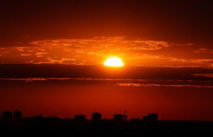 Güneş tutulması ne zaman, hangi gün Güneş tutulması Türkiyeden izlenecek mi Yılın ilk tutulması