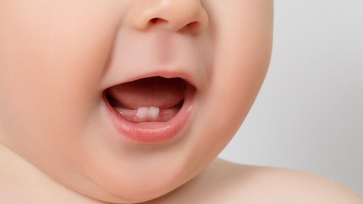 Bebekler ne zaman diş çıkarır? Bebeklerde diş çıkarma belirtileri