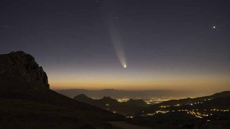 Meteor yağmurları ne zaman 2022 Perseid meteor yağmuru Türkiyeden izlenecek mi Yılın en etkileyici gök olayı