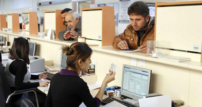 Kamuda sözleşmelilere kadro ne zaman verilecek Kimler kadroya geçecek Bakan Bilgin çalışmalardaki son durumu açıkladı Kamuda sözleşmelilere kadro ne zaman verilecek Kimler kadroya geçecek Bakan Bilgin çalışmalardaki son durumu açıkladı