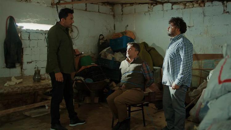 Altına Hücum filmi konusu nedir, oyuncuları kimler TV’de ilk kez yayınlanıyor
