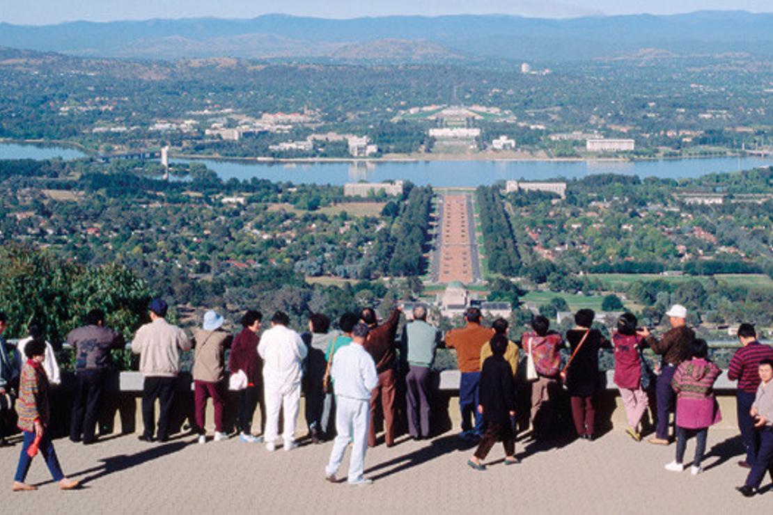 Canberra’da Atatürk’le buluşma