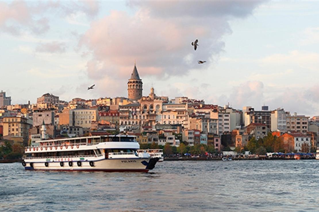 Kentin ritmini Karaköy'de yakalayın