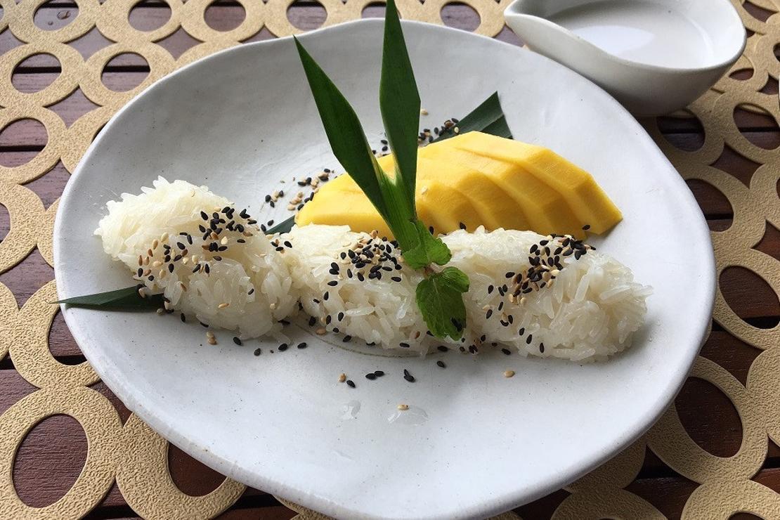 Phuket: Bir baharat ve çiçek buketi