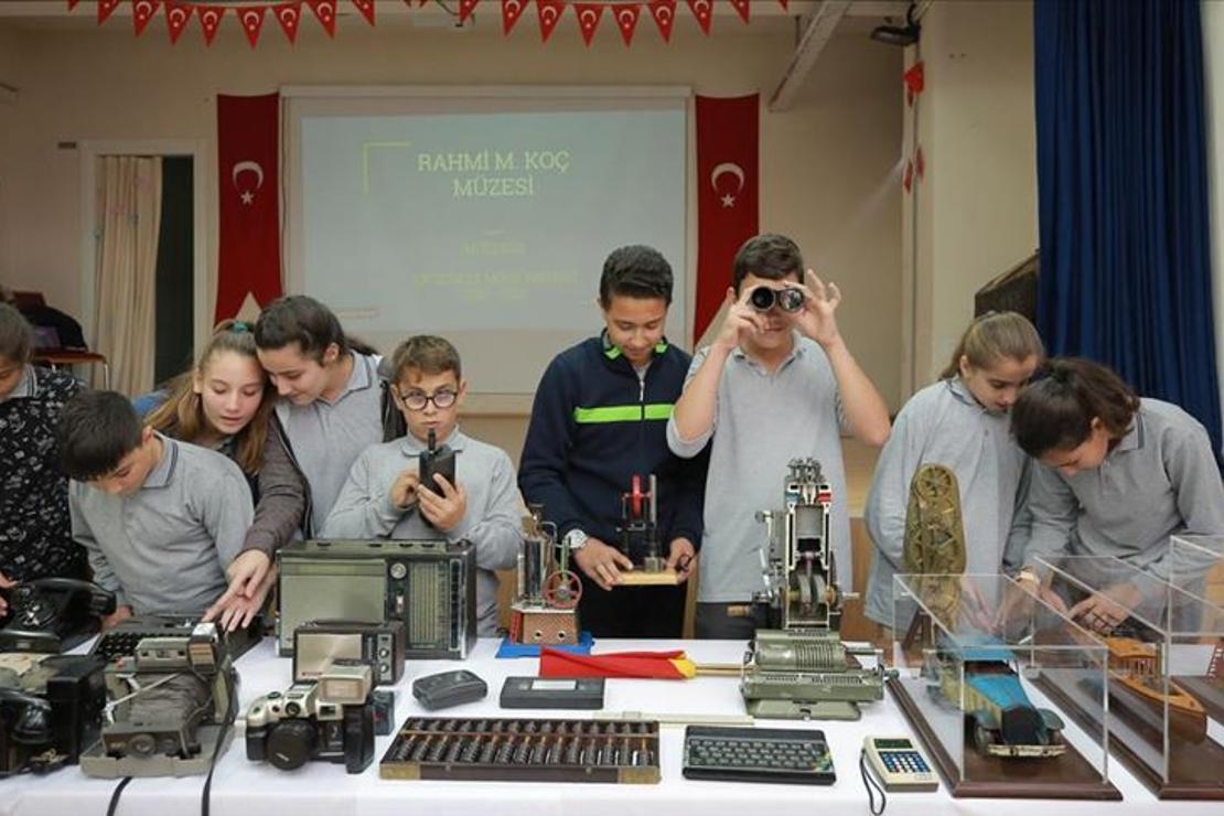 Müzebüs, 16 yılda yarım milyon öÄŸrenciye ulaÅŸtı