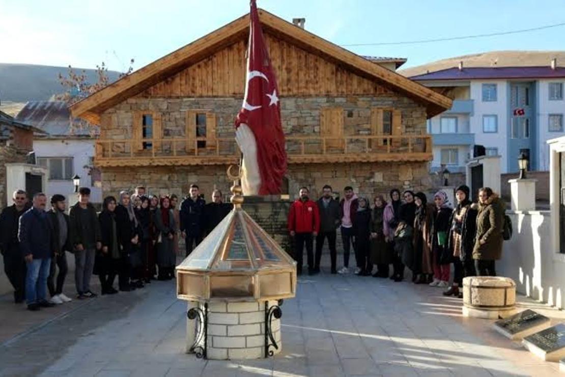 İffet Anıtını 20 bin kişi ziyaret etti