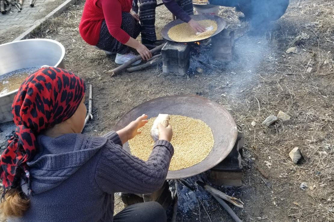 Geçmişi yüzyıllara dayanan geleneksel yemek "Kavut"