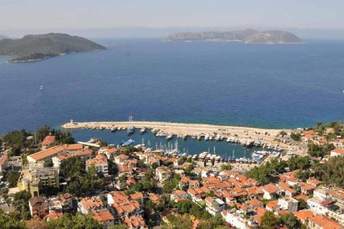 Sivil toplum kuruluşlarından çağrı: Kaş'a gelmeyin, evinizde kalın