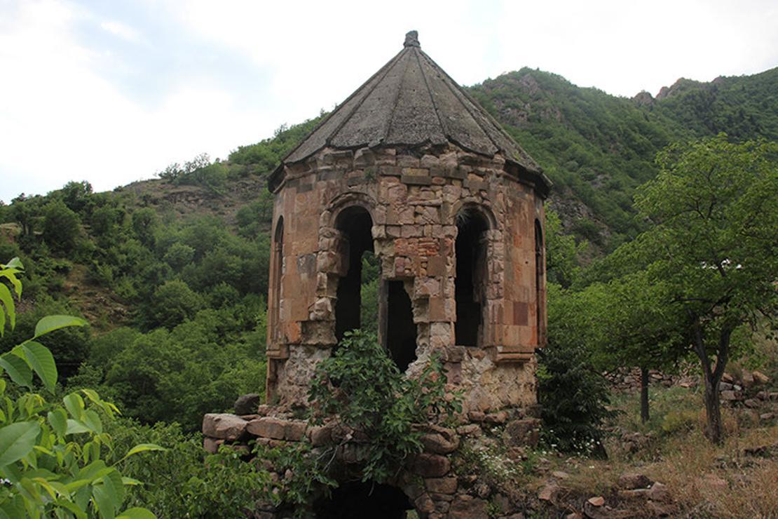 Porta Manastırı turizme kazandırılmayı bekliyor