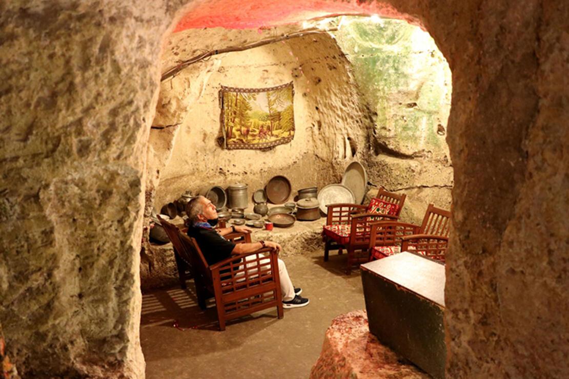 Turistlerin kavurucu sıcaktaki uğrak mekanı: "Kaleoğlu Mağarası" 