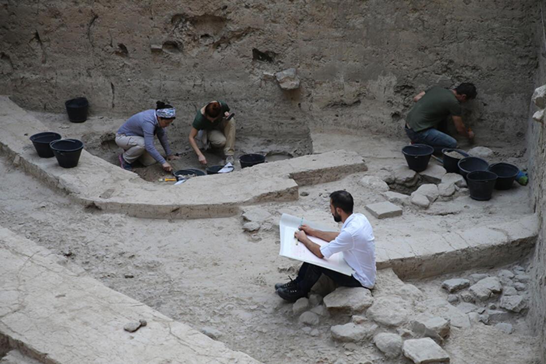 Kazıda çıkarılan 3500 yıllık iskelet tarihe ışık tutuyor 