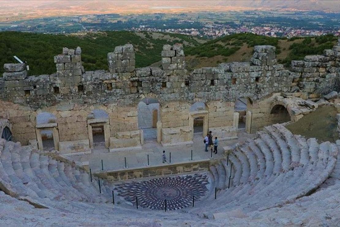 Yılın dokuz ayı üzeri kapatılan Medusa'ya ziyaretçi yoğunluğu