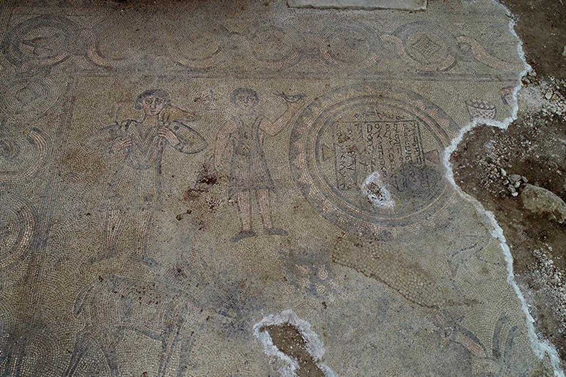 1600 yıllık 'Gola' mozaiklerini tahrip ettiler