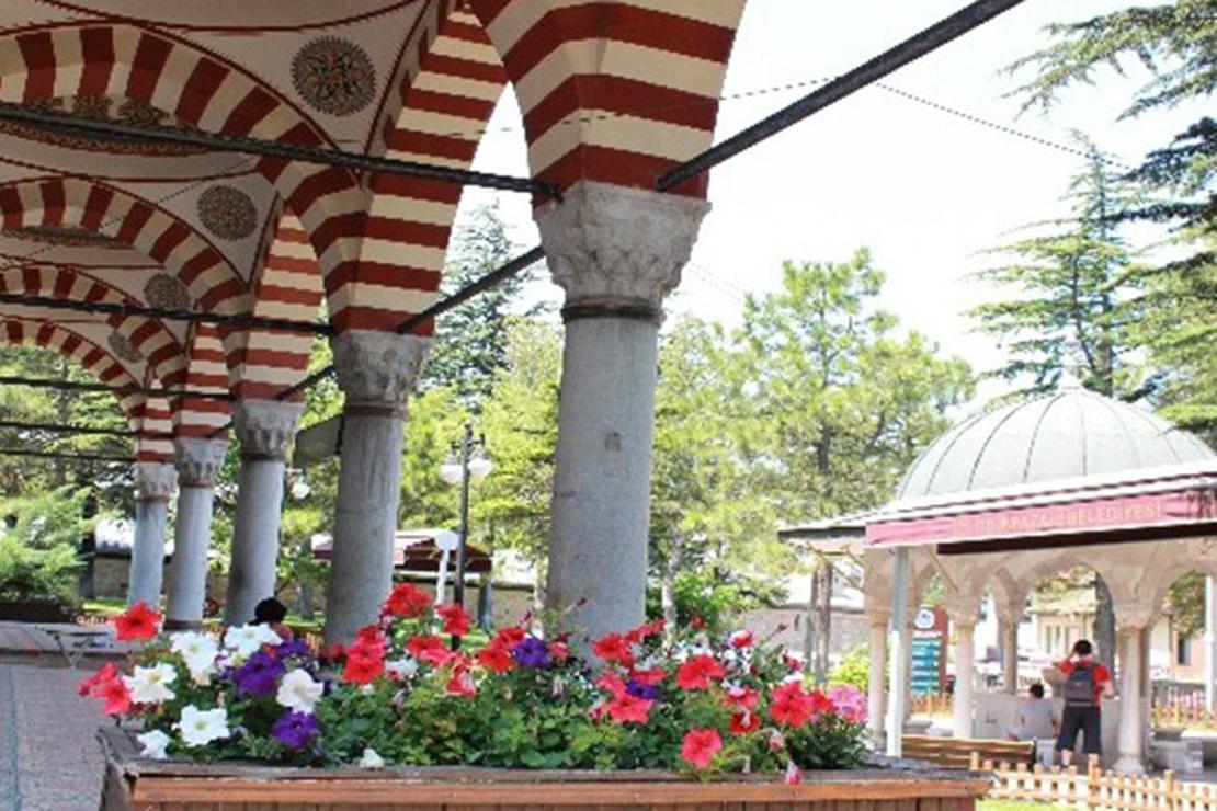 Kurşunlu Camii Nerede? Kurşunlu Camisi Tarihi, Özellikleri, Hikayesi Ve Mimarı Hakkında Bilgi