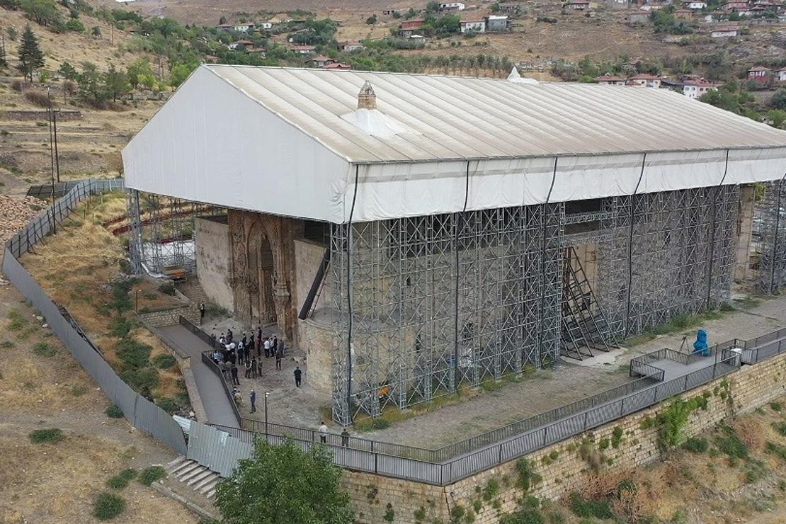 Anadolu'nun 'El Hamrası'na ibadet ve ziyaret özlemi