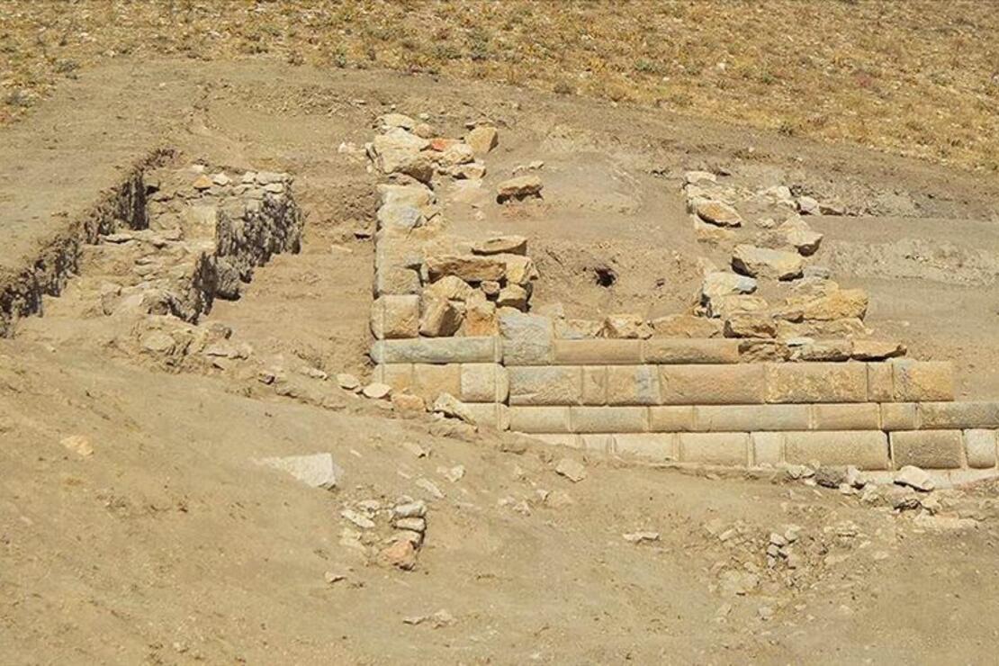 Apameia Antik Kenti yakınında Helenistik döneme ait 'duvar' bulundu
