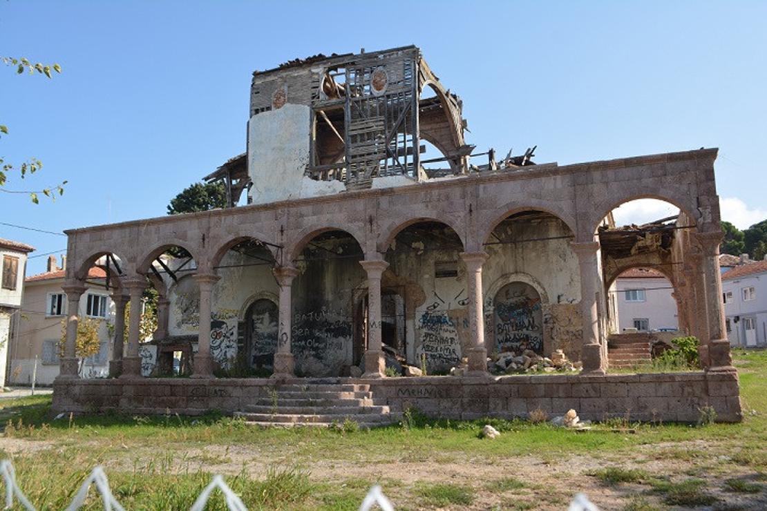 Ayvalık’ta Aya Triada Kilisesi turizme kazandırılıyor