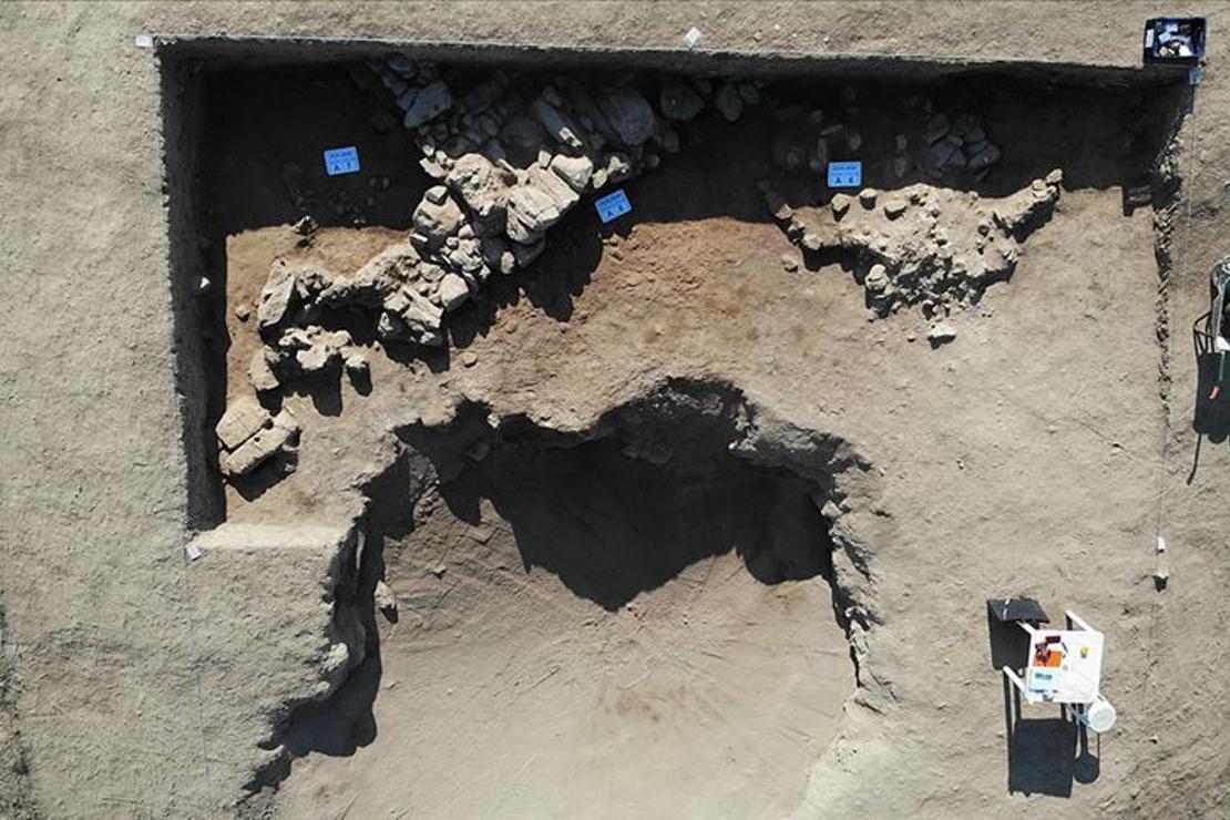 Afyonkarahisar'da 'Puruşhanda' kentine ait olduğu değerlendirilen tarihi yapı bulundu