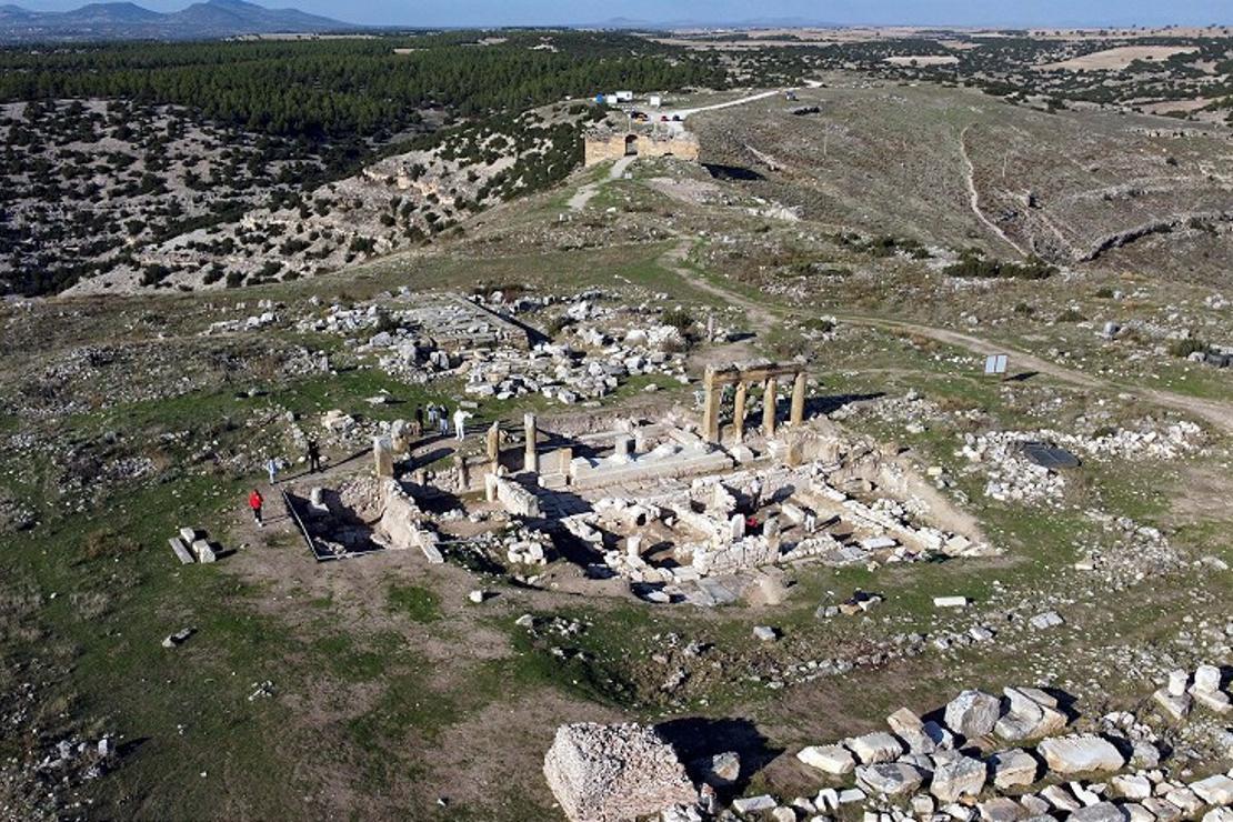 Blaundos Antik Kenti'nde Roma dönemine ait hamam bulundu
