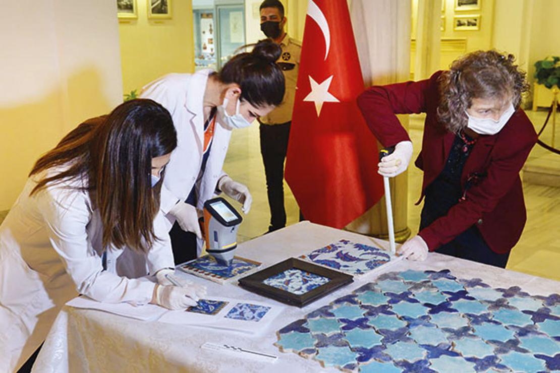 Ulu Cami’nin çinileri bulundu