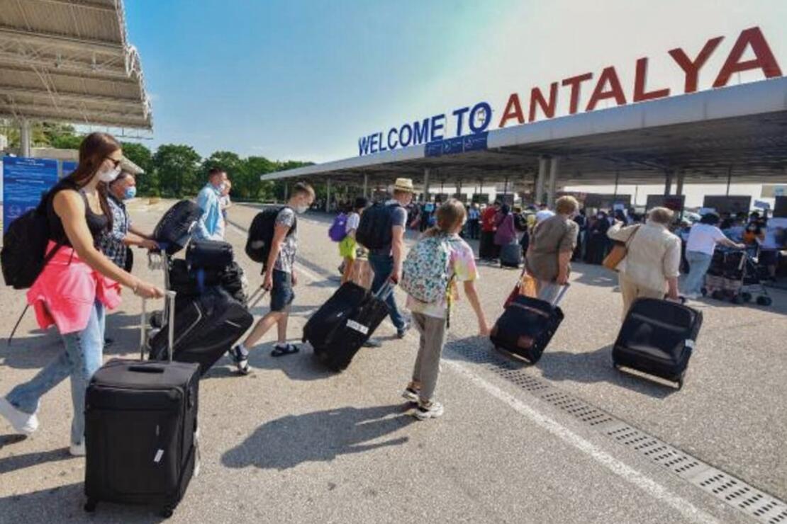 Antalya'yı seçen turist sayısı 1 milyonu geçti