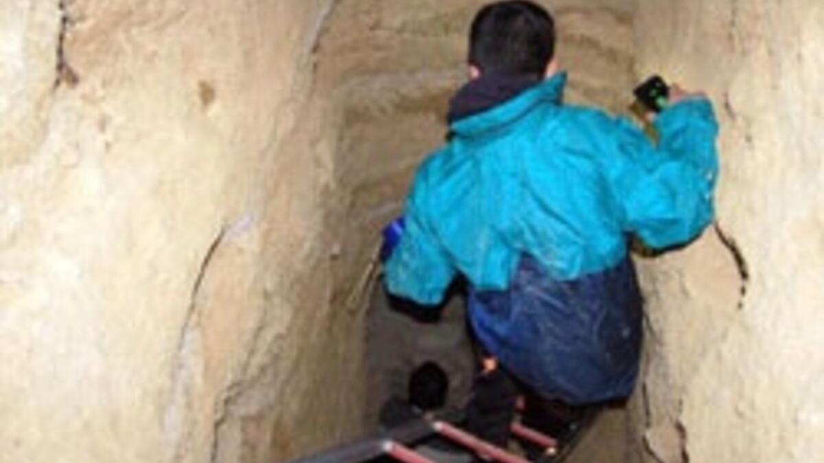 defineciler 28 metre tunel kazip hoyuge girdi son dakika haberleri internet