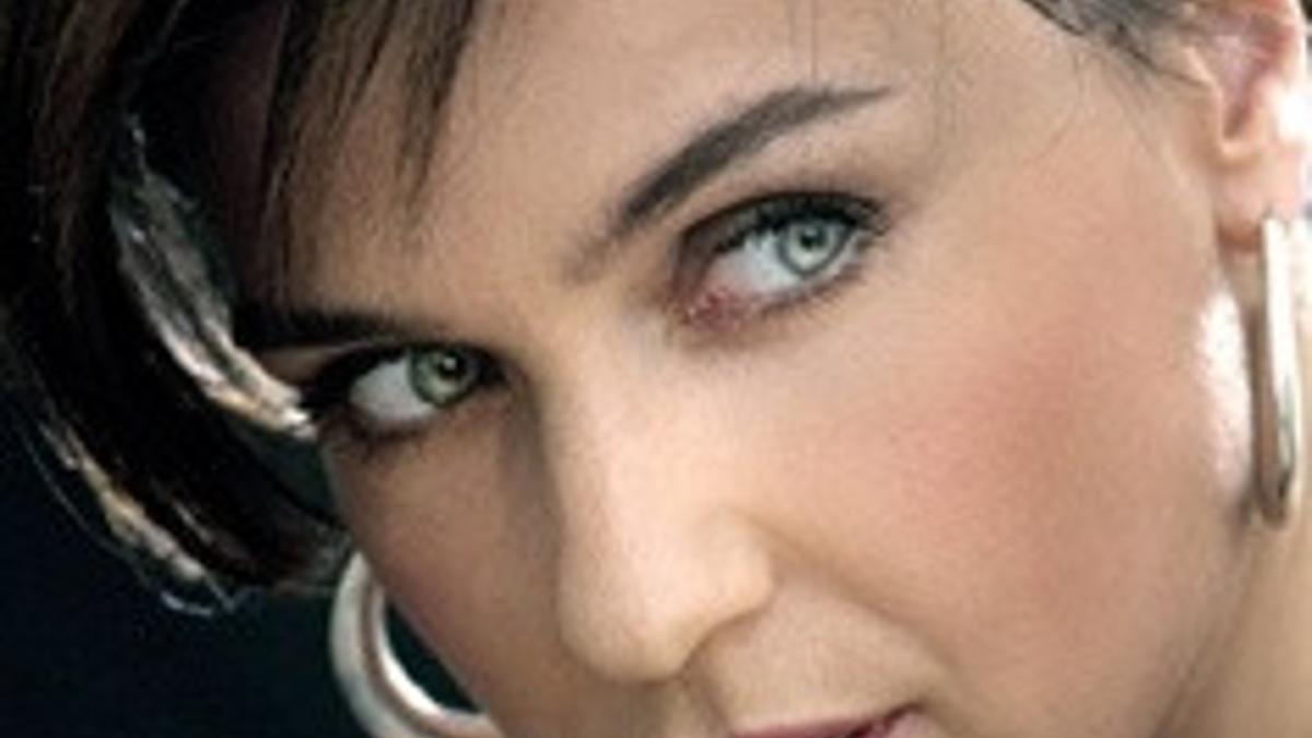 Şevval Sam Sevişme Görüntüleri - Oyunculuğunun Dorukları