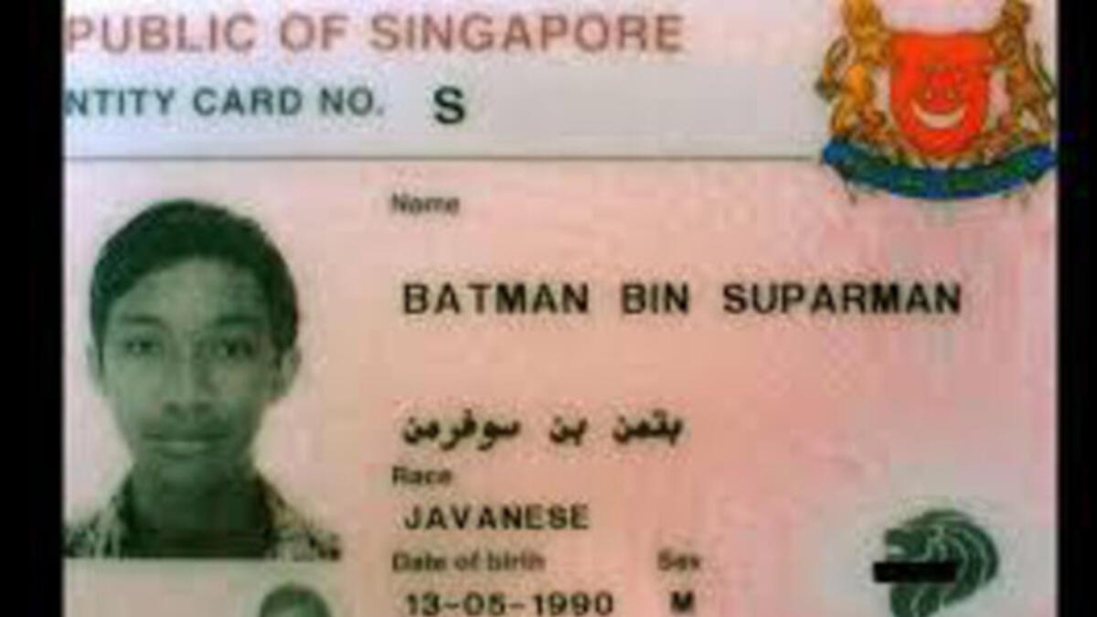 Süpermen'in oğlu Batman hapse girdi - En Son Haberler